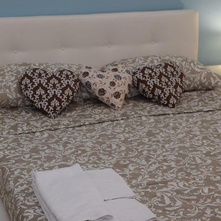 B&B Sweet Suite Dreams Katanya Dış mekan fotoğraf