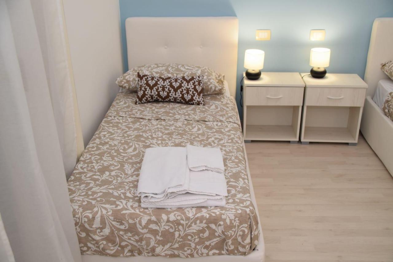 B&B Sweet Suite Dreams Katanya Dış mekan fotoğraf