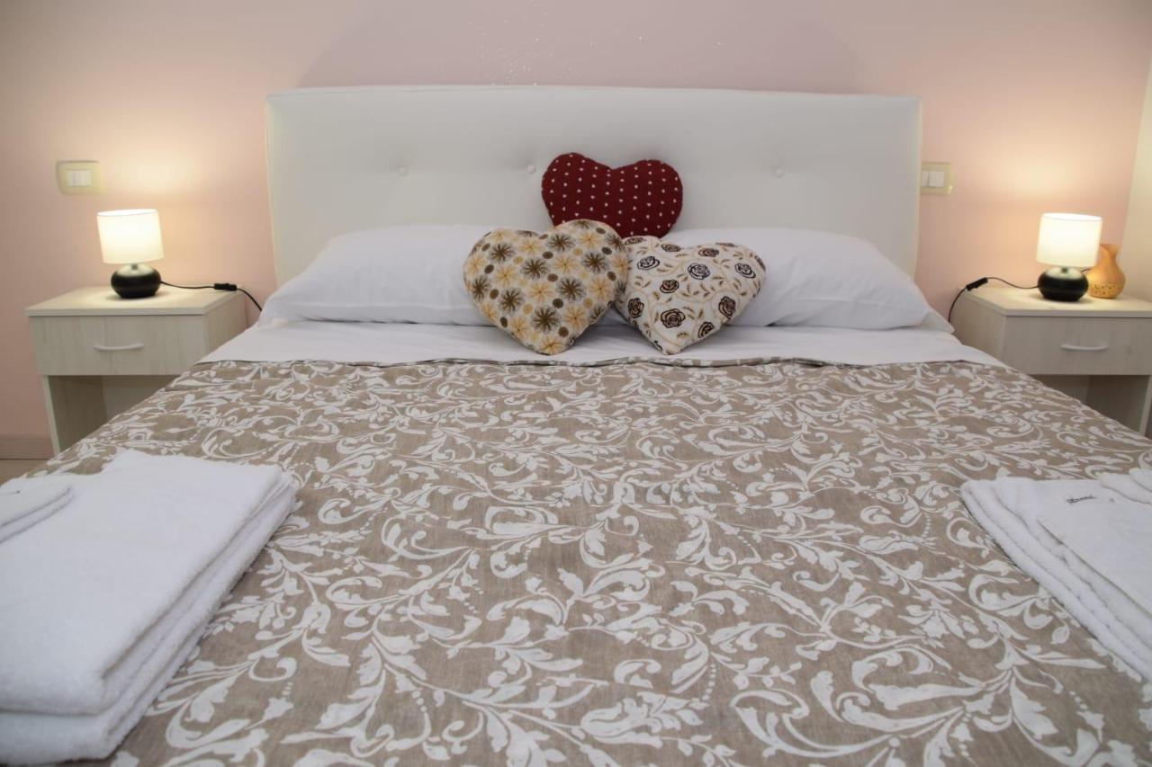 B&B Sweet Suite Dreams Katanya Dış mekan fotoğraf